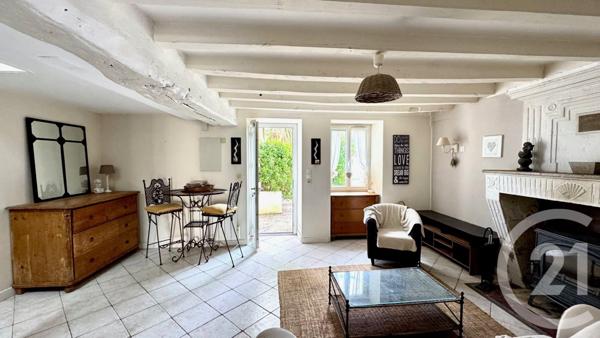 Maison à vendre  6 pièces - 171 m2 CHANIERS - 17