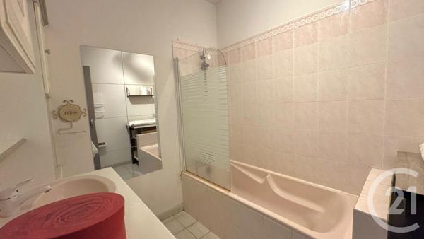 Maison à vendre  6 pièces - 171 m2 CHANIERS - 17