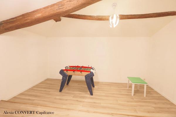 Ferme Rénovée à vendre 6 pièces 249m² SAINT DENIS LES BOURG (01)