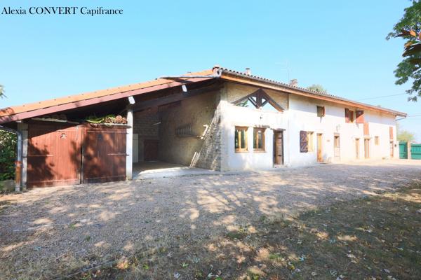 Ferme Rénovée à vendre 6 pièces 249m² SAINT DENIS LES BOURG (01)