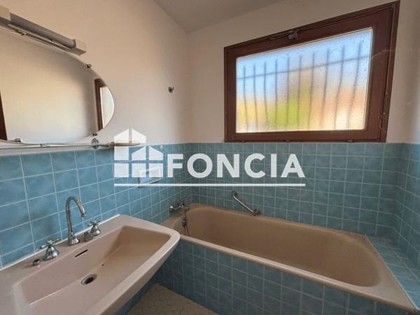 À vendre Maison 6 pièces 142 m² - Barrême 04330