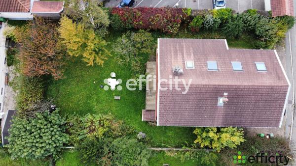 Maison 10 pièces - 219 m²