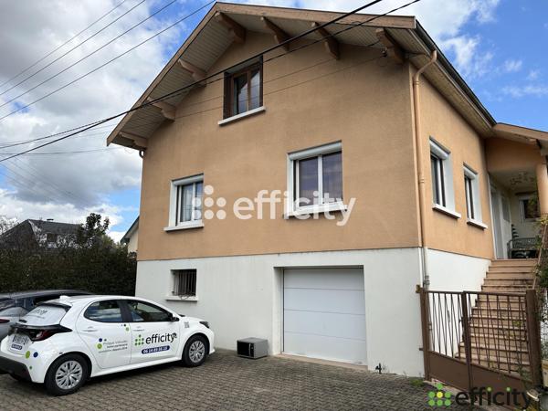 Maison 10 pièces - 219 m²