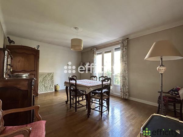 Maison 10 pièces - 219 m²