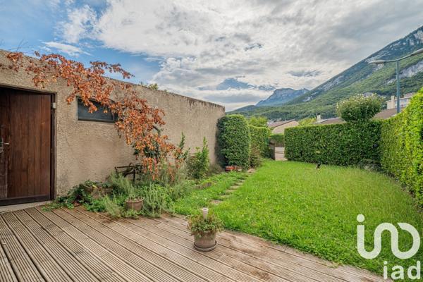 Maison 6 pièces de 105 m² à Sassenage (38360)