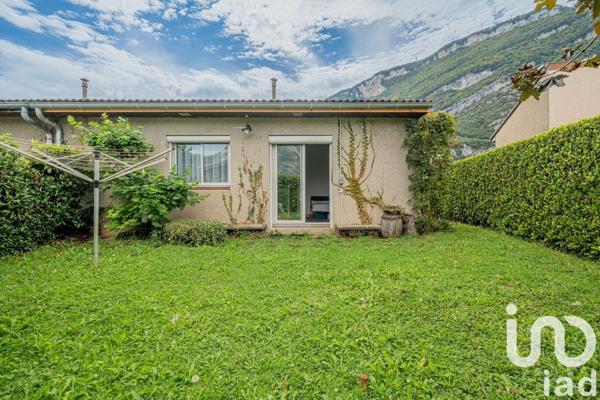 Maison 6 pièces de 105 m² à Sassenage (38360)