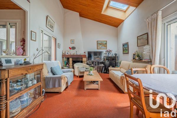 Maison 6 pièces de 105 m² à Sassenage (38360)