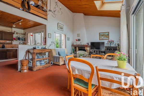 Maison 6 pièces de 105 m² à Sassenage (38360)