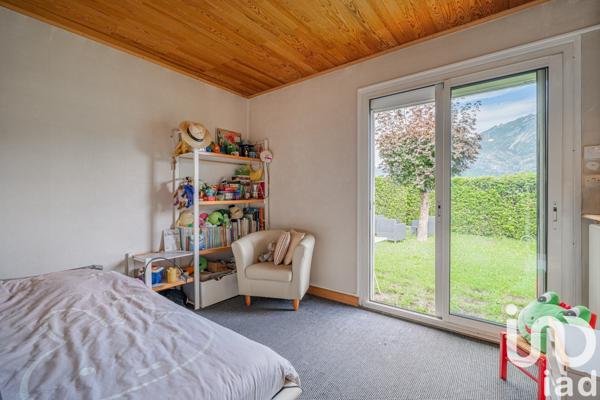 Maison 6 pièces de 105 m² à Sassenage (38360)