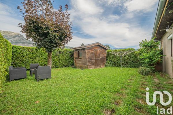 Maison 6 pièces de 105 m² à Sassenage (38360)