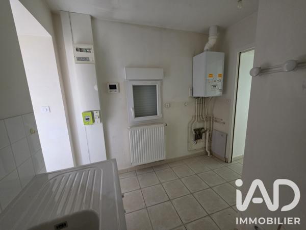 Immeuble à vendre 190 m² Ingré