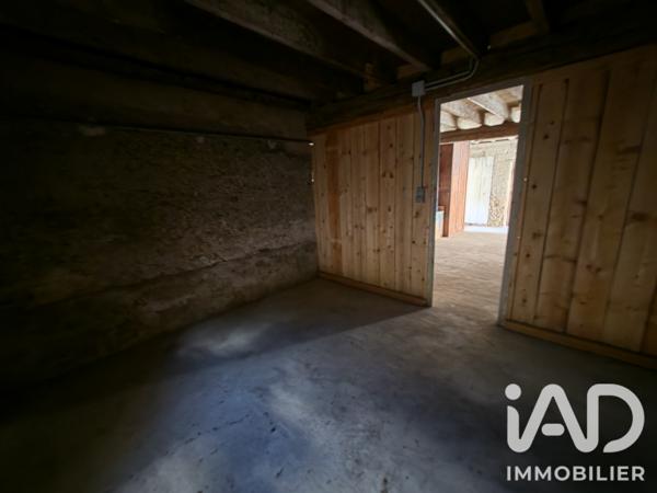 Immeuble à vendre 190 m² Ingré