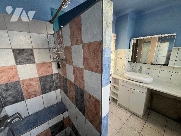 MAISON 88 m² TERRAIN 08 ARES 86