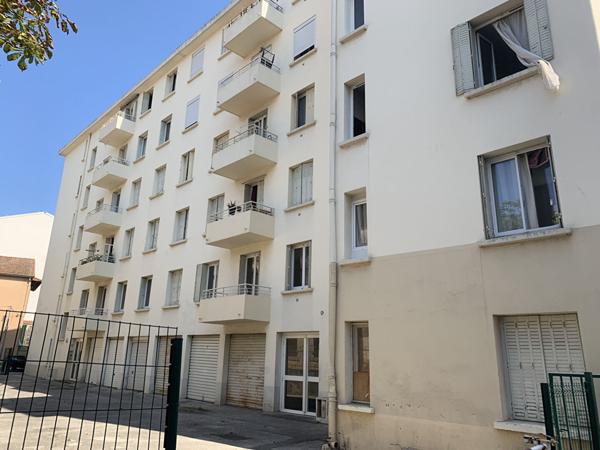Toulon - Appartement T2 - 47 m2 - Cave
