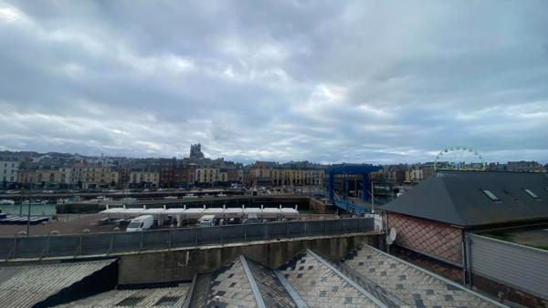 T2 de charme avec vue panoramique sur le chenal