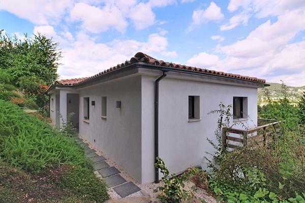 À VENDRE EN EXCLUSIVITÉ - VIAGER OCCUPÉ DRAGUIGNAN MAISON RÉCENTE AVEC T2 INDÉPENDANT