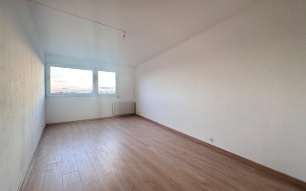 Appartement à vendre    3 pièces • 61,08 m2 Saint-Maurice
