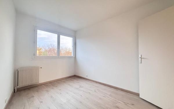 Appartement à vendre    3 pièces • 61,08 m2 Saint-Maurice