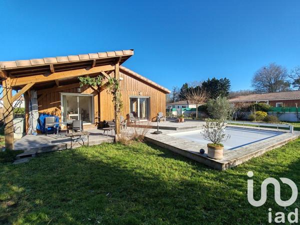 Maison 5 pièces de 115 m² à Cestas (33610)