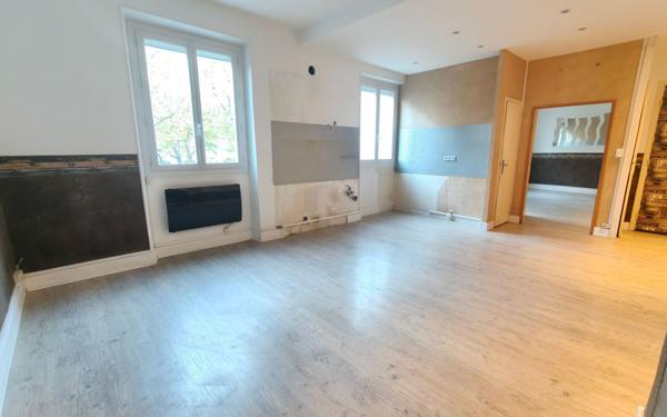 Appartement à vendre    4 pièces • 83 m2 Grenoble