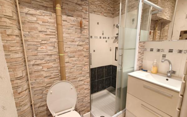 Appartement à vendre    4 pièces • 83 m2 Grenoble