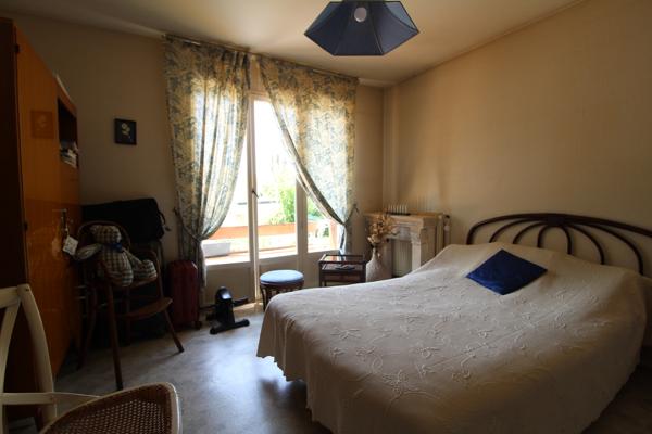 Maison
                                                                                                                                                                                                                                                                                                                        5 pièce(s)                                                                                                                                                                                                          3 chambre(s)                                                                                                                                                                                                          125  m²