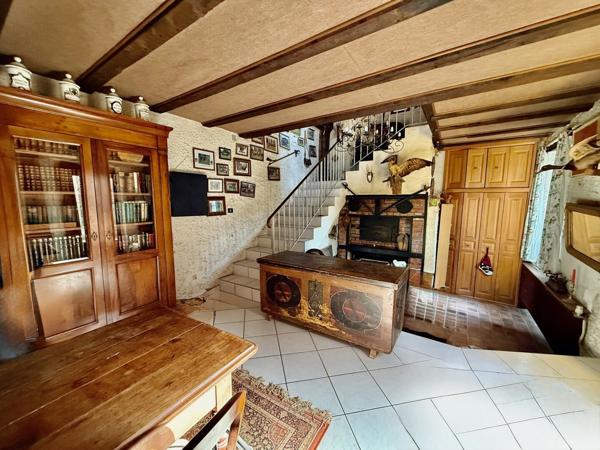 Rare -Maison de caractère de 178M2 + 2 F2 + 1 Atelier