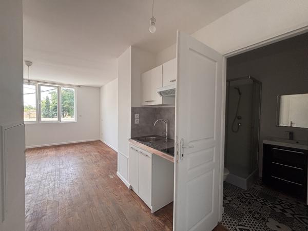 Maison 15 pièces - 300 m²