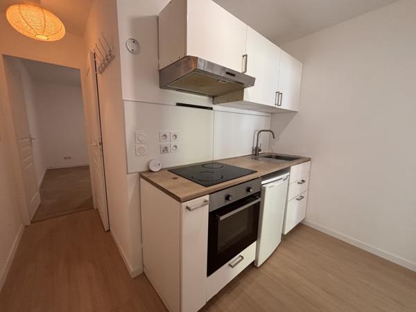 Maison 15 pièces - 300 m²