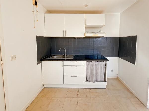 Corbeil-Essonnes (91100) A louer - Duplex Corbeil-Essonnes 685.34€