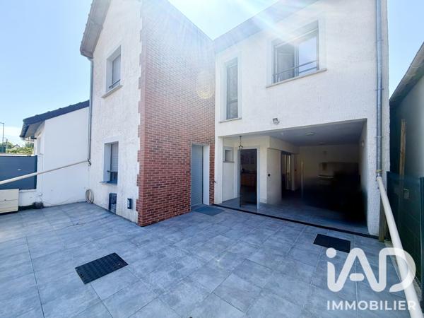 Maison à vendre 9 pièces 225 m² Villejuif