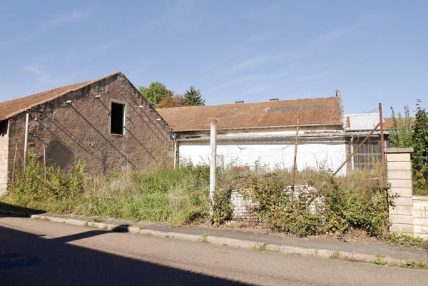 ENSEMBLE DE BATIMENTS