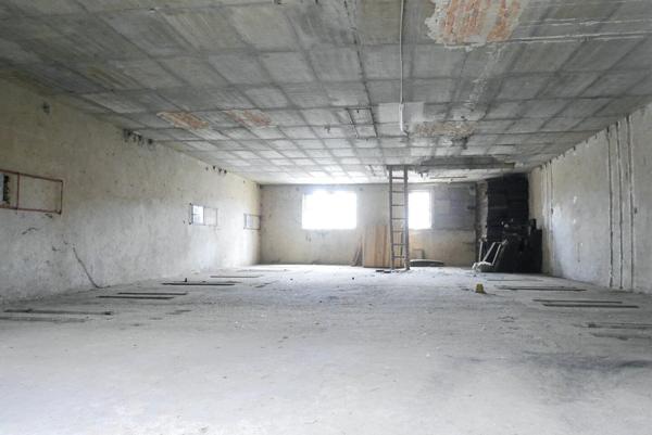 ENSEMBLE DE BATIMENTS