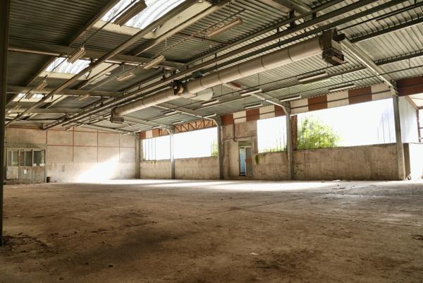 ENSEMBLE DE BATIMENTS