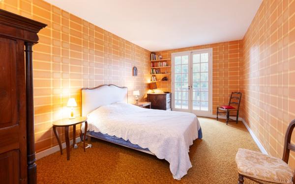 Maison à vendre    15 pièces •  Saint-Martin-d'Oney