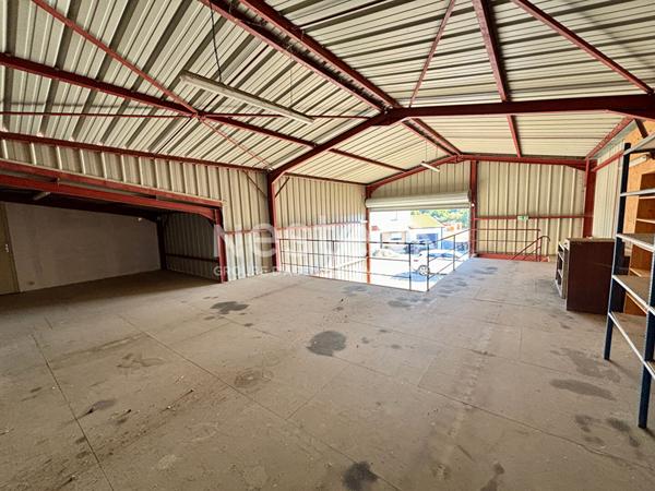 Entrepôt à vendre à LYS HAUT LAYON - Opportunité rare - D5895