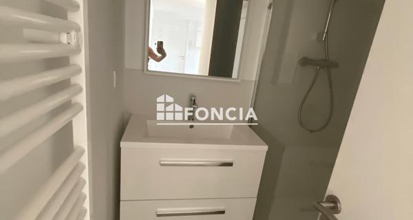 Location Appartement 4 pièces 59.85 m² - Caen 14000