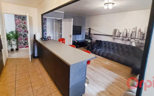 Appartement à vendre    4 pièces • 89,49 m2 Saint-Denis
