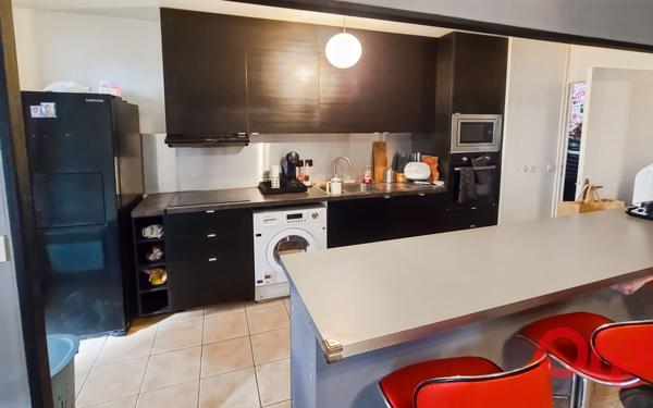 Appartement à vendre    4 pièces • 89,49 m2 Saint-Denis