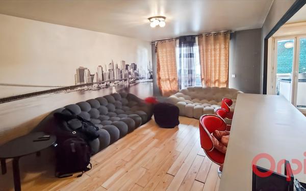 Appartement à vendre    4 pièces • 89,49 m2 Saint-Denis