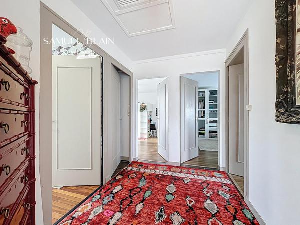 Profession libérale, Gîte, commerces et écoles.