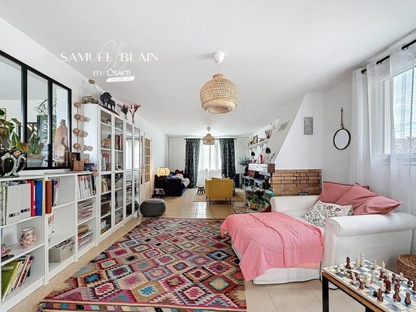 Profession libérale, Gîte, commerces et écoles.