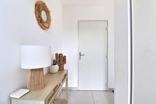 Rare à la vente : Magnifique T4 en rooftop avec 55 m2 d'extérieur secteur Michelet proche St Anne