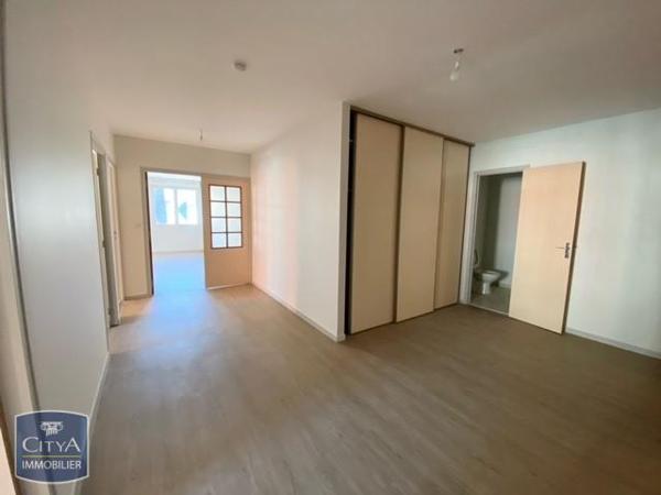 Appartement à louer 4 pièces 91.91m²