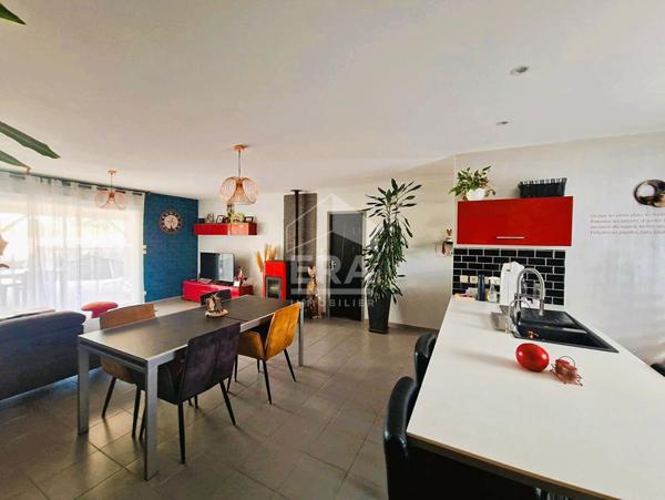 Maison familiale moderne 4 chambres avec jardin et terrasse bois