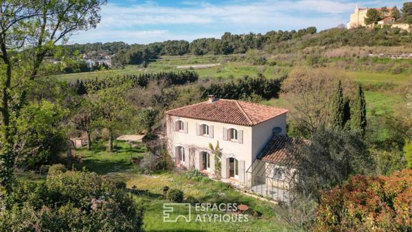 Bastide provençale avec piscine dans un écrin de nature