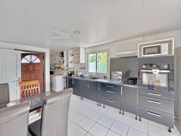 À vendre – Ensemble immobilier à La Rivière Saint-Louis (La Réunion)