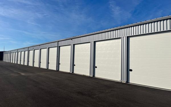 Stationnement à louer    29,60 m2 Le Gua