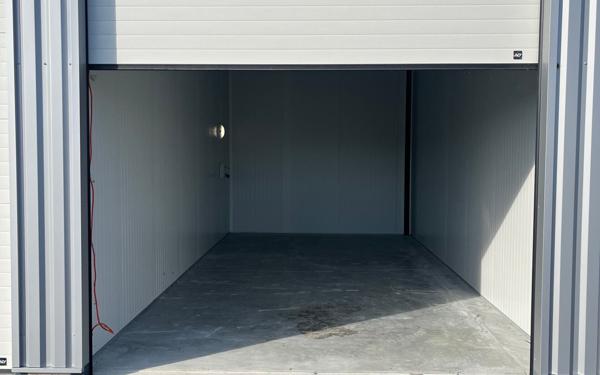 Stationnement à louer    29,60 m2 Le Gua