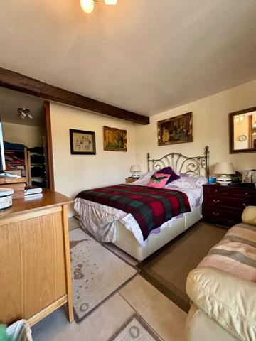 Longère extrêmement spacieuse, entièrement rénovée